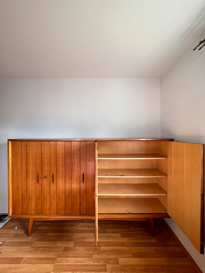 Sideboard Mid Century 70er Jahre Teak Holz Dänisches Design in München