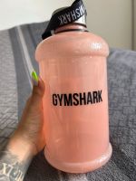 Verkaufe Gymshark Wasserflasche 1,3l Kr. Altötting - Garching an der Alz Vorschau