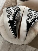 Vans Schuhe Größe 38.5 Schwarz/ Weiß Nordrhein-Westfalen - Gladbeck Vorschau