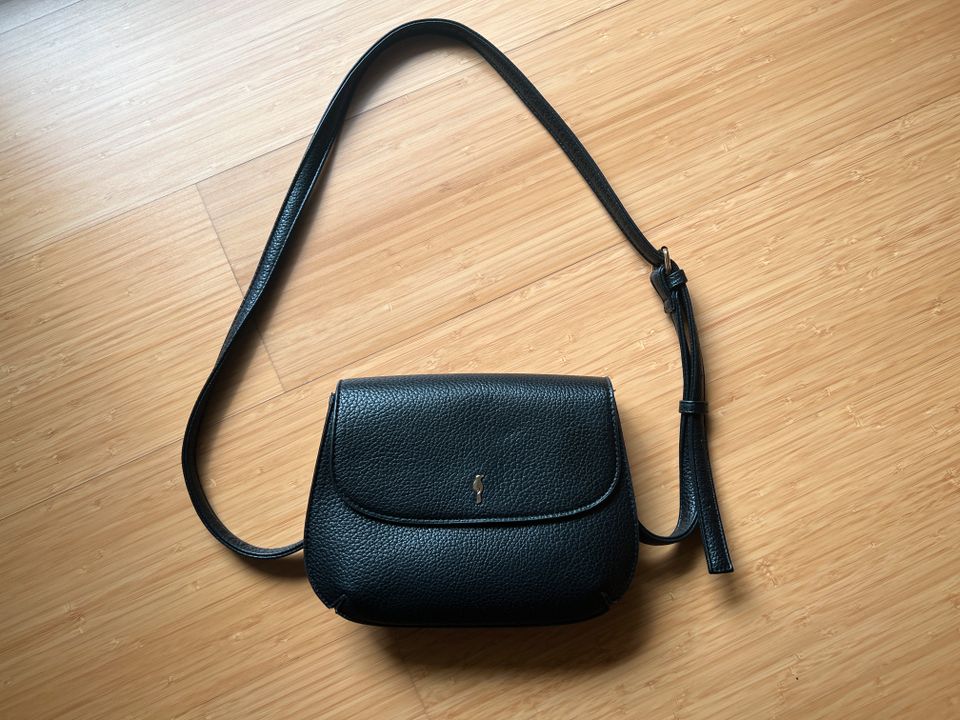 TOLLE SCHWARZE DAMEN HANDTASCHE NEU in Berlin