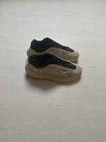 Adidas Yezzy  700 v3 Azael Hessen - Fulda Vorschau