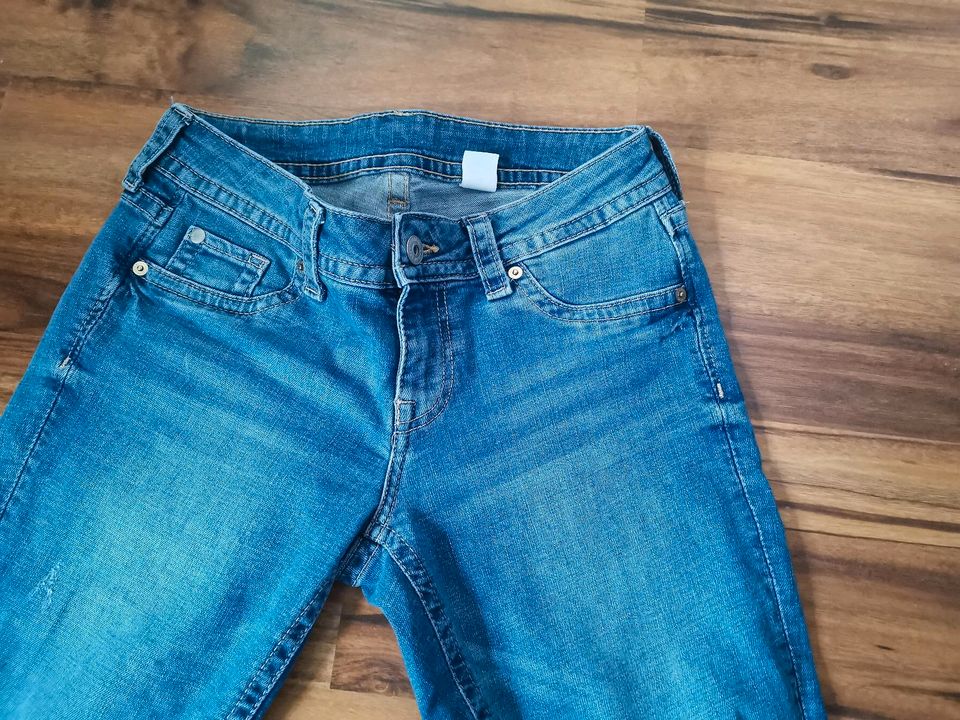H&M skinny low Jeans Gr. 38 in Oberriexingen