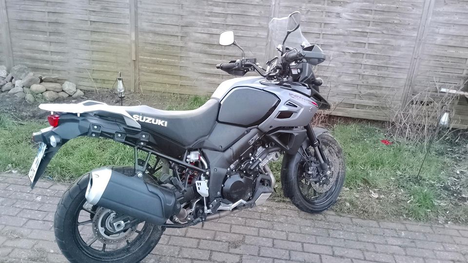 Suzuki V Strom 1000 in Malchow