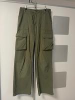 Bershka Cargo Hose Medium Rise Straight Leg khaki Baden-Württemberg - Rheinstetten Vorschau