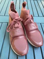 Neuwertige Puma Schuhe in Größe 39 Bayern - Schöllkrippen Vorschau
