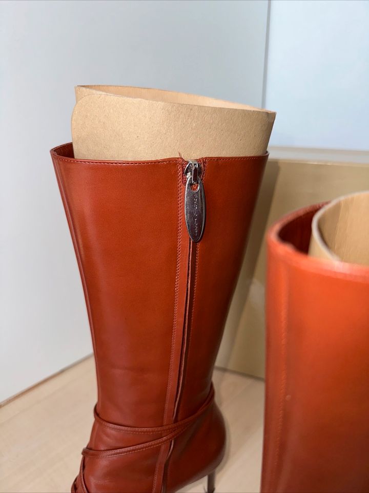 Neuw. Sergio Rossi Leder Stiefel Braun Cognac Gr. 36 in Sinsheim