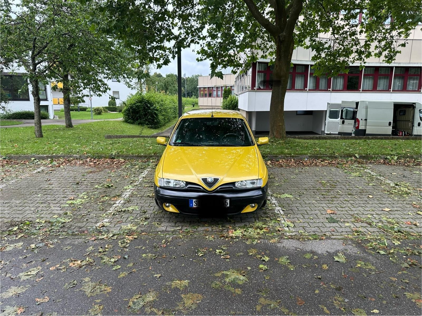 Abbildung des Autos Alfa Romeo 145