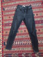 Skinny Zara Jeans in Grau Gr. 38 Berlin - Neukölln Vorschau