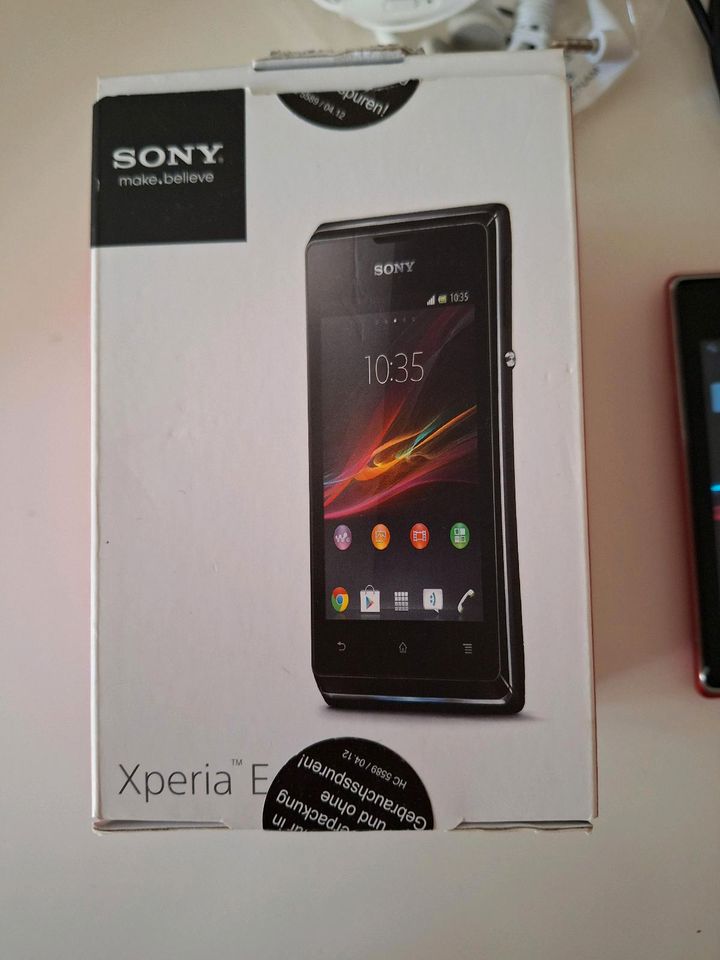 Sony Xperia E/C1505/Pink in Duisburg