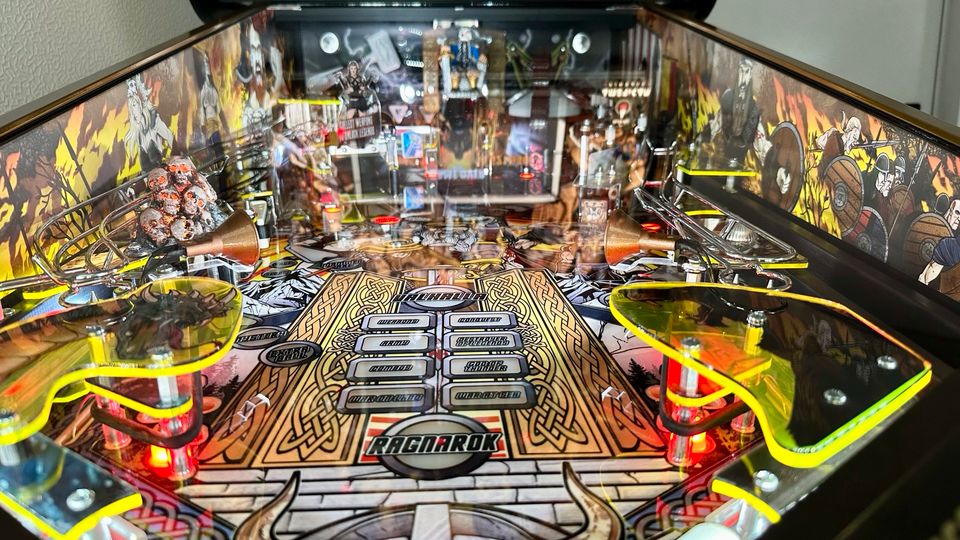 Flipper / Pinball Legends of Valhalla Deluxe in Lindlar