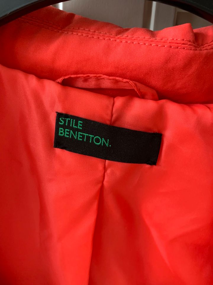 Benetton Trenchcoat Mantel Orange rot Xs/S in Duisburg