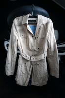 ZARA Jacke, Gr. S, beige, wenig getragen Bayern - Baiersdorf Vorschau