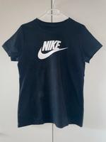Schwarzes Nike Shirt Baden-Württemberg - Eigeltingen Vorschau