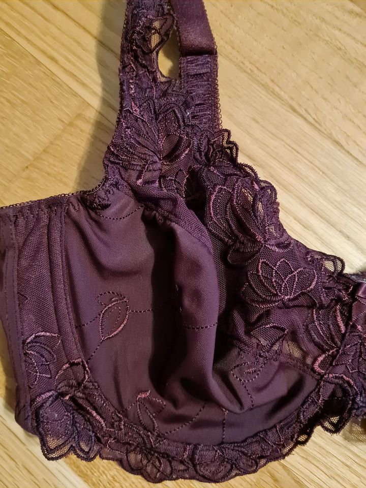 Hunkemöller BH E75 neu!❤️ in Norderstedt