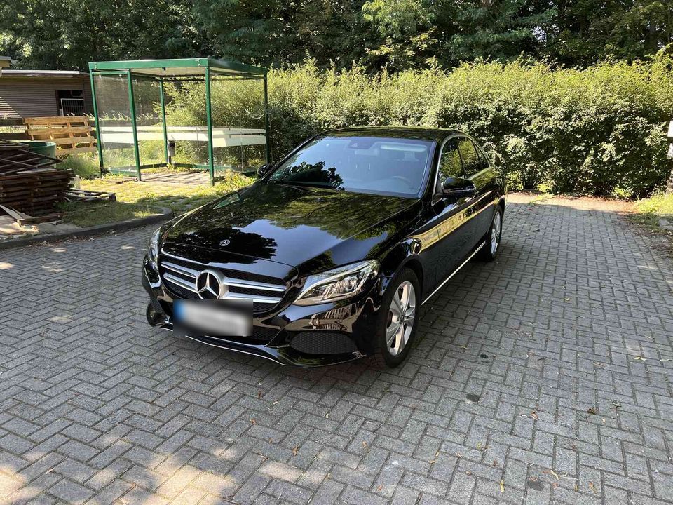 Mercedes-Benz C250d Limousine, TÜV und Service neu! in Hohen Neuendorf
