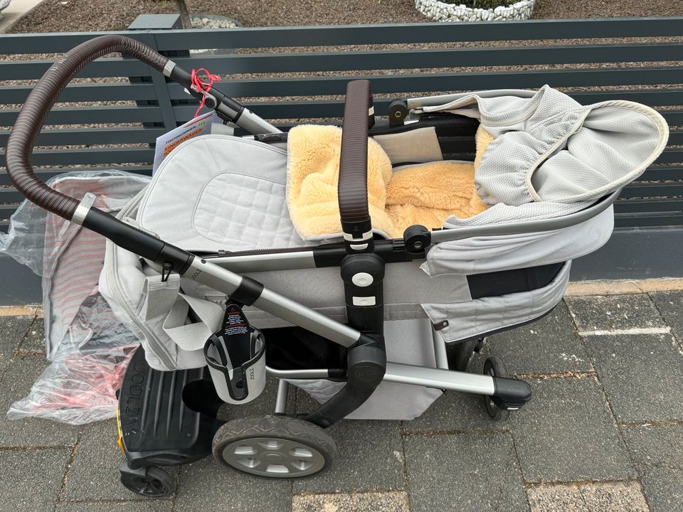 Kinderwagen Joolz Day 2 mit viel Zubehör in Maintal