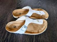 Flip Flops, Sandalen, Pantoletten, Zehentrenner gr 40 weiß Damen Sachsen-Anhalt - Abbenrode Vorschau