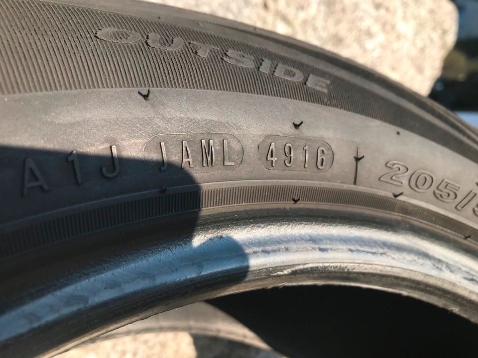 4 gebrauchte Sommerreifen 205/55 R17 95V in Mörlenbach