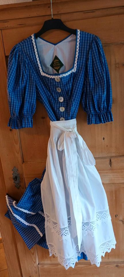 Damen Dirndl in Fürstenzell