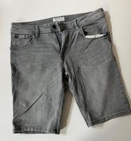 kurze graue Denim Jeans, Tom Tailor, Größe L Leipzig - Schleußig Vorschau