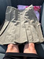 Olivgrüner Faltenrock-Jeansstoff v. h+m Gr. 38 Hessen - Bad Hersfeld Vorschau