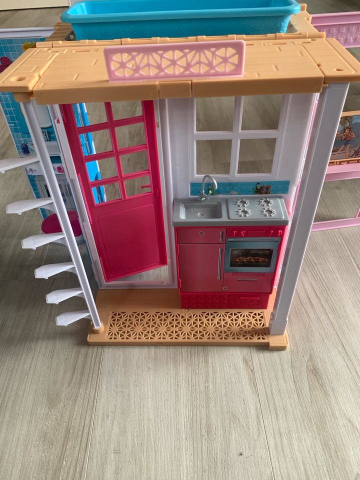 Barbie Ferienhaus klappbar in Hangen-Weisheim