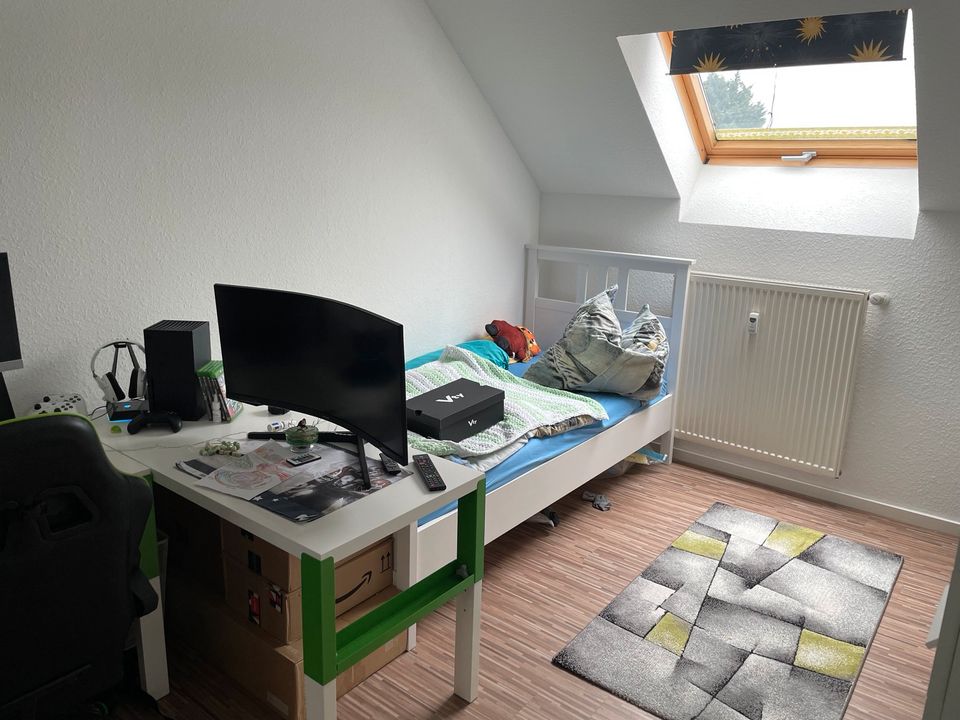 4-Raum Wohnung zentral in Gräfenhainichen ab August zu vermieten in Gräfenhainichen