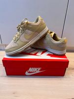 Nike Dunk Low Suede Rattan 40,5 Mitte - Wedding Vorschau