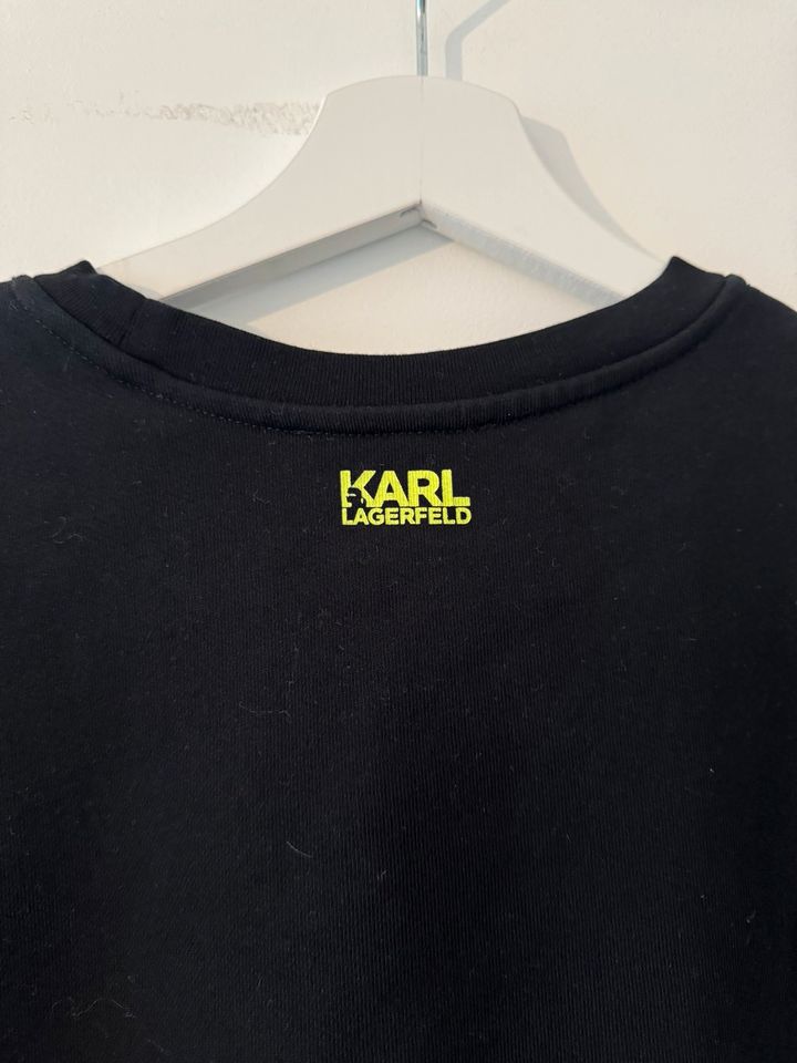 Schwarzer Sweater mit Aufdruck von Karl Lagerfeld - Größe M in Lüdenscheid