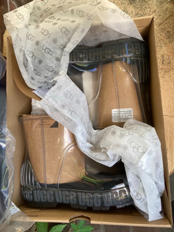 NEU Ugg Boots, 39, OVP, inkl. Versand in Celle