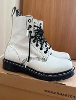 Dr. Martens in weiß, Größe 38 Bayern - Landshut Vorschau