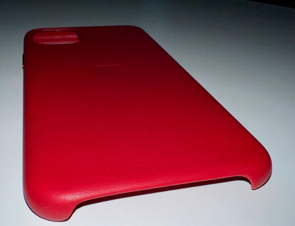 Leder Case iPhone 11 Pro Max rot in Dorsten