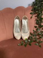 Brautschuhe Ballerinas mit Spitze Größe 38 Hochzeit Brandenburg - Wustermark Vorschau