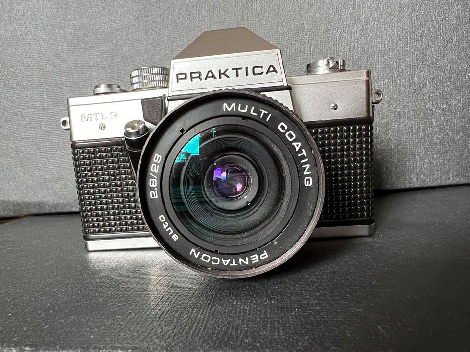 Praktica MTL3 Spiegelreflex Pentacon 2.8/29 Weitwinkelobjektiv in Neubrandenburg