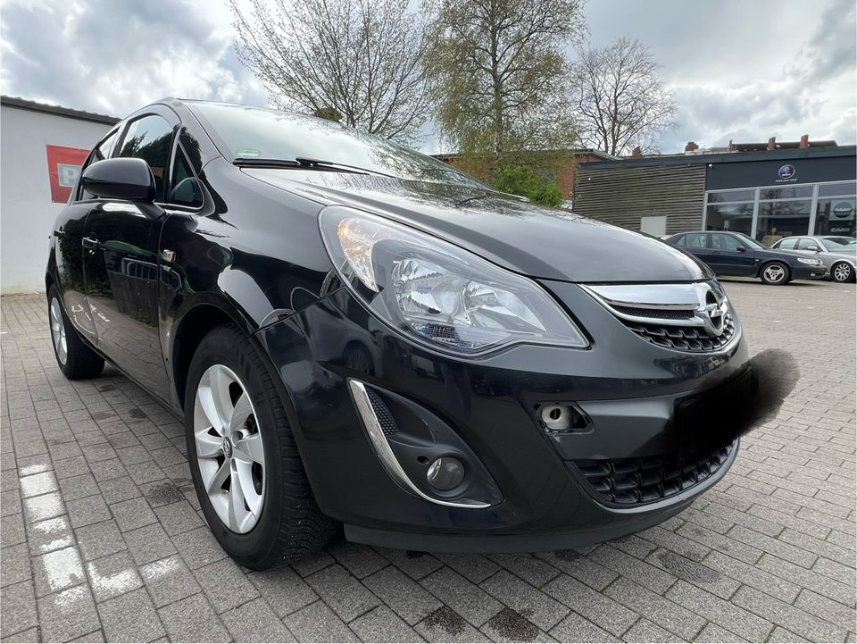 Opel Corsa in Kiel