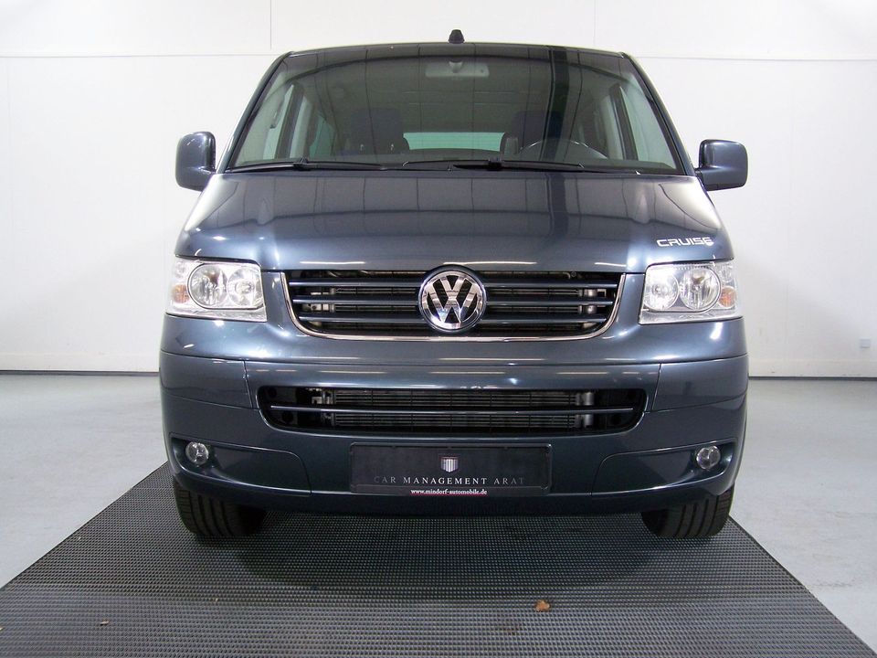 Volkswagen T5 Multivan 2.5 TDI 4Motion Cruise NAV+SHZ+AHK in Hamburg