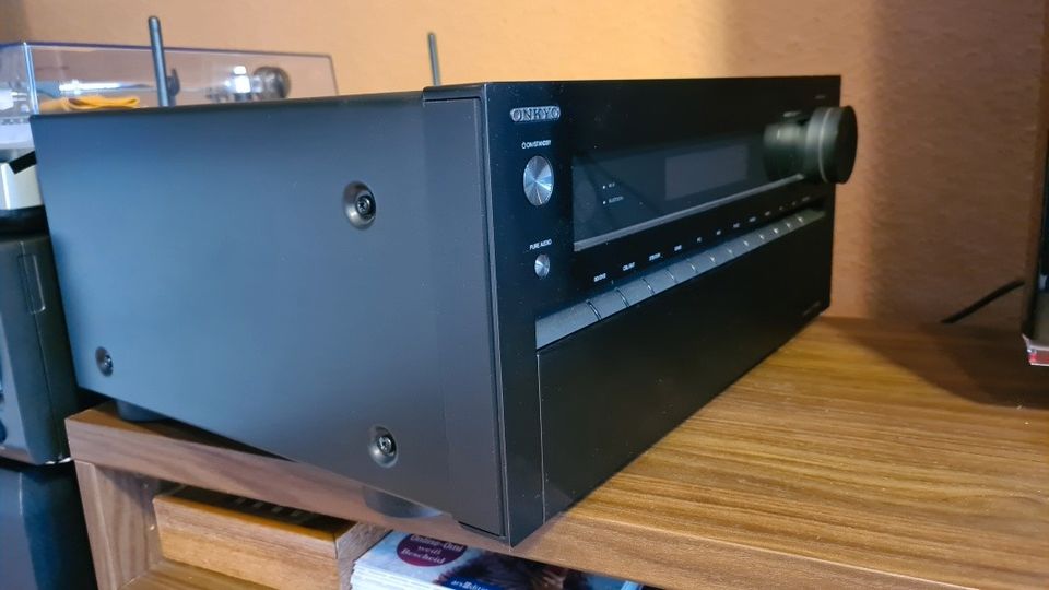 Onkyo TX-NR838  mit W-Lan, Bluetooth, Dolby-Atmos, THX in Spreenhagen