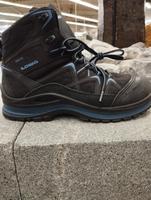 LOWA Innox Work - Sicherheitsstiefel - Gr. 41 - NEU schw./blau Rheinland-Pfalz - Niederfischbach Vorschau