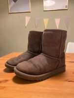 UGG Boots Winterstiefel Gr. 31 grau Hannover - Linden-Limmer Vorschau