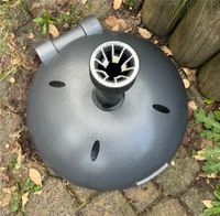 Dehner Schirmständer Design  Sonnenschirm 40 kg wie neu Frankfurt am Main - Nieder-Erlenbach Vorschau