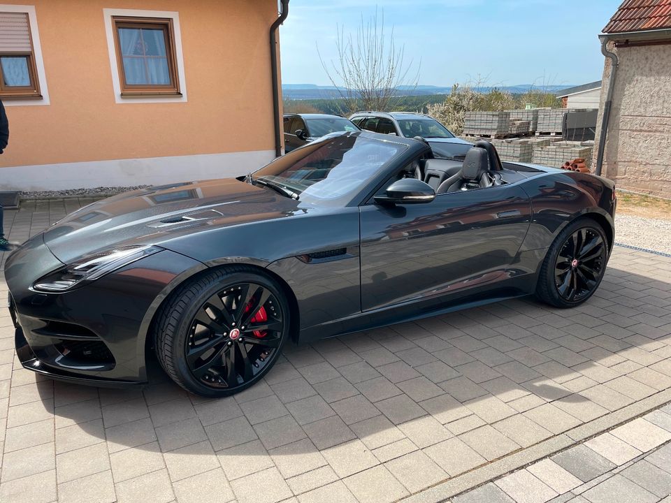 Jaguar F-Type R Cabriolet AWD 551PS/5Liter/V8/Unfallfrei in Haundorf