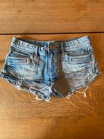 H&M Jeansshorts Gr. 36 Bayern - Zusmarshausen Vorschau