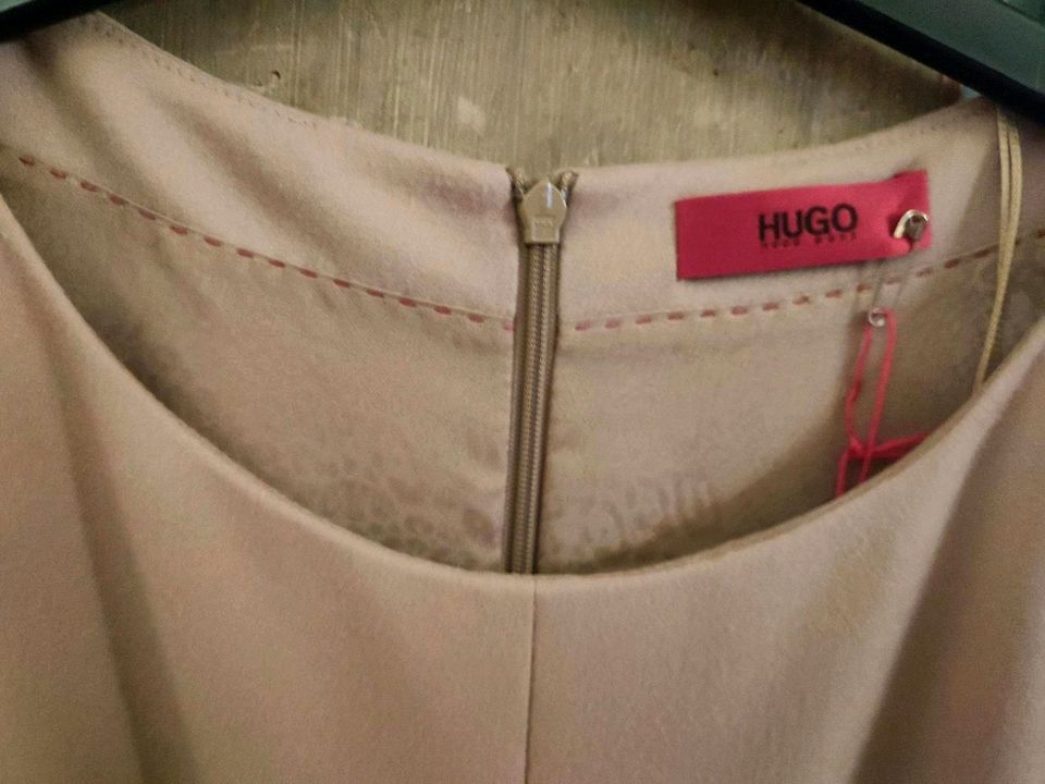 Hugo Boss edles Etuikleid Gürtel Kleid beige Wolle Gr.36 NEU in Jettingen