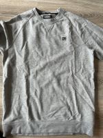 DKNY pulli size L Frankfurt am Main - Sachsenhausen Vorschau