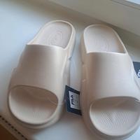 Fila Pantoletten in beige Größe 40  jetzt  13 € Brandenburg - Schöneiche bei Berlin Vorschau