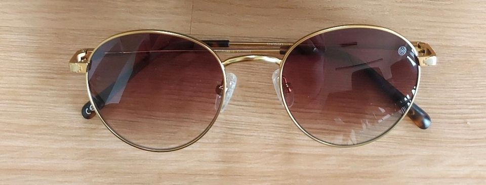 Sonnenbrille / gold von KARÜN / Jorobada *NEU* in Abenberg