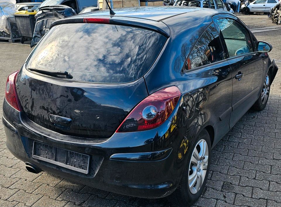 Opel Corsa D 07 Hinterachse Achsschenkel Federbein Tür Alufelgen in Mülheim (Ruhr)