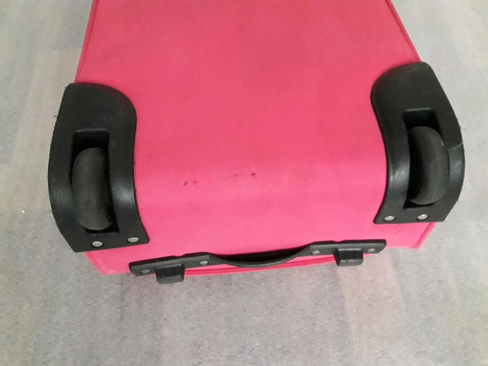 Reisekoffer Handgepäck Trolley von LINE mit 2 Rollen Pink Neuw. in Bochum