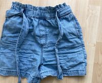 Jeans Shorts mit elastischem Bund Gr. 146/152 neuwertig Niedersachsen - Wunstorf Vorschau