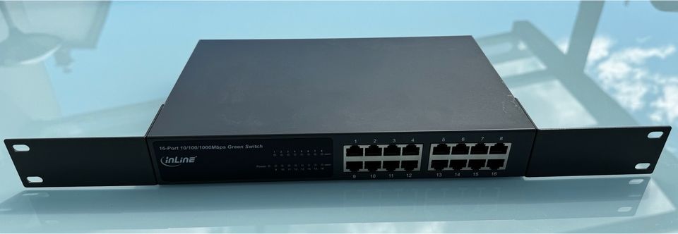 InLine 16-Port Gigabit Netzwerkswitch in Aßlar